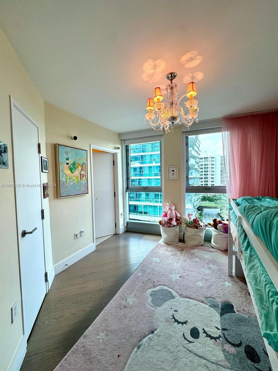 AZURE CONDO - Residential