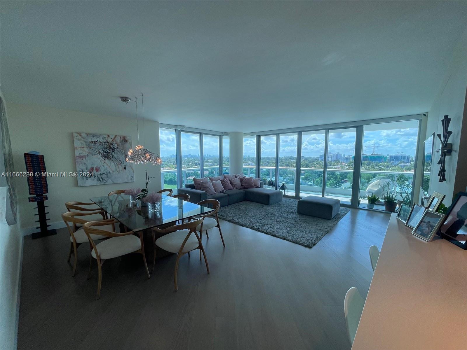 AZURE CONDO - Residential