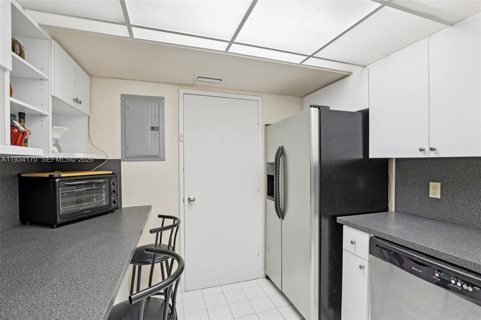 HILLCREST EAST NO 22 COND - Residential