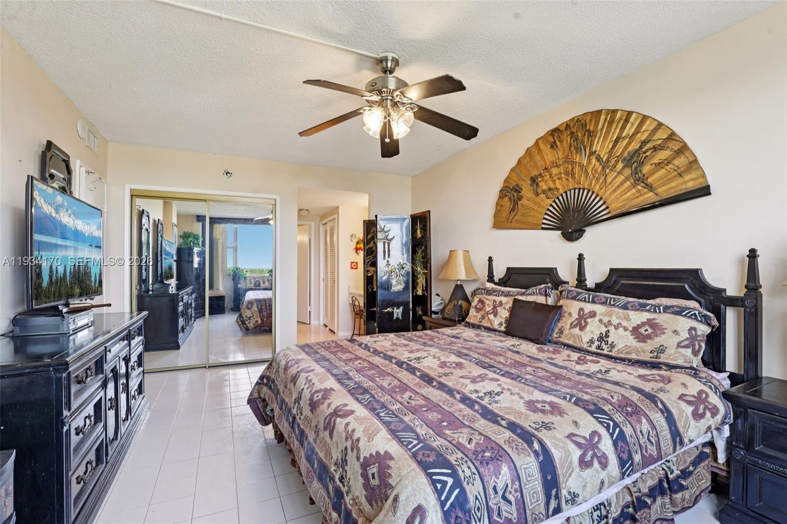 HILLCREST EAST NO 22 COND - Residential