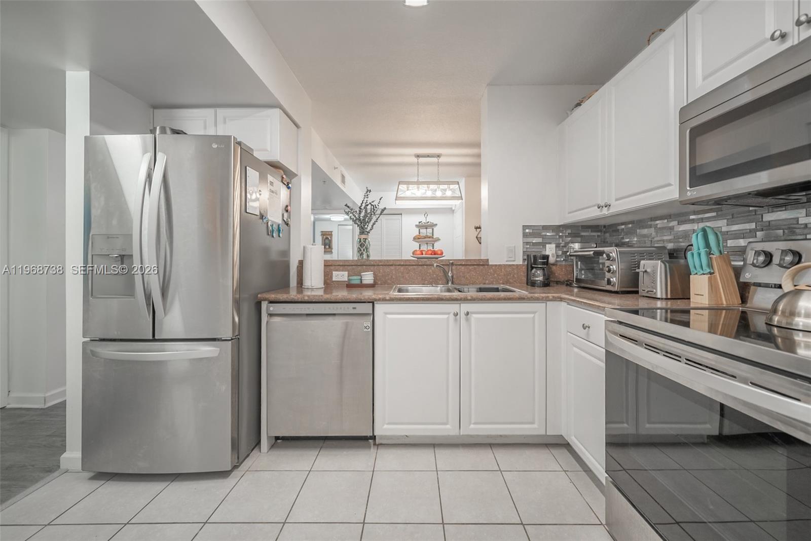 SHERIDAN BEACH CLUB CONDO - Residential