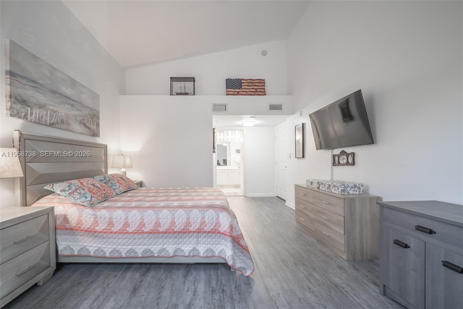 SHERIDAN BEACH CLUB CONDO - Residential