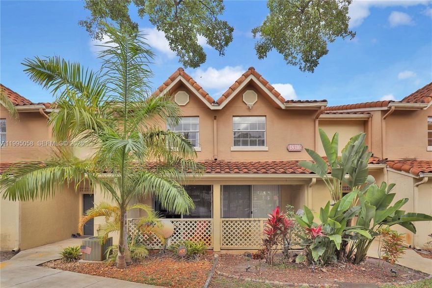 Welcome home to this charming loft-style unit in the gated La Hacienda community in Hialeah. Enjoy an open layout with great natural light, a walk-in closet, and in-unit laundry. This home features a first-floor balcony, one assigned parking space right in front, water included, and added security for peace of mind.