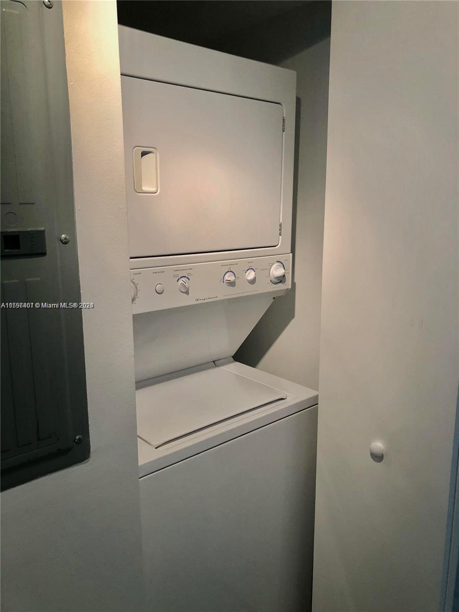 ONE MIAMI EAST CONDO - Residential Lease