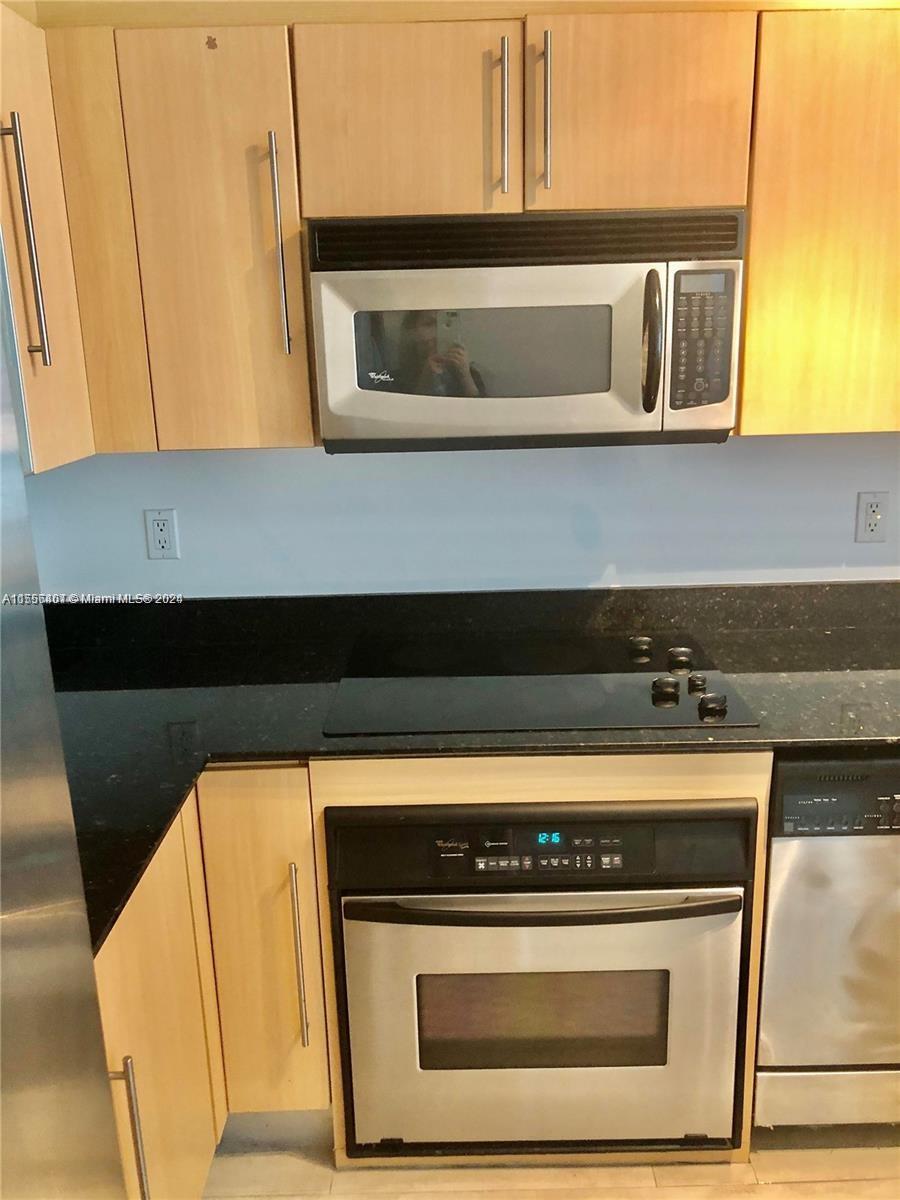 ONE MIAMI EAST CONDO - Residential Lease