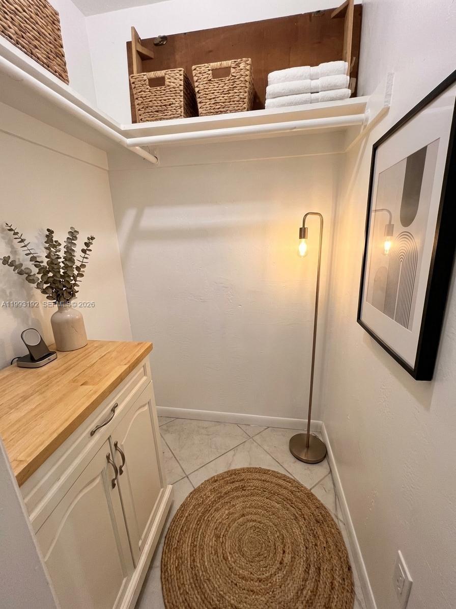 RODMAN OF HOLLYWOOD CONDO - Residential