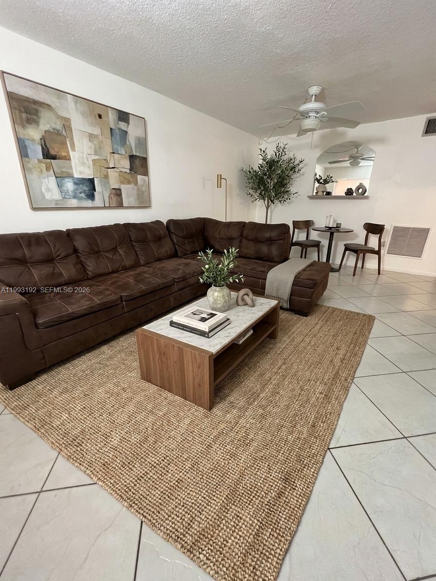 RODMAN OF HOLLYWOOD CONDO - Residential