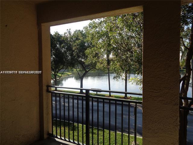 AVENTINE AT MIRAMAR CONDO - Residential Lease