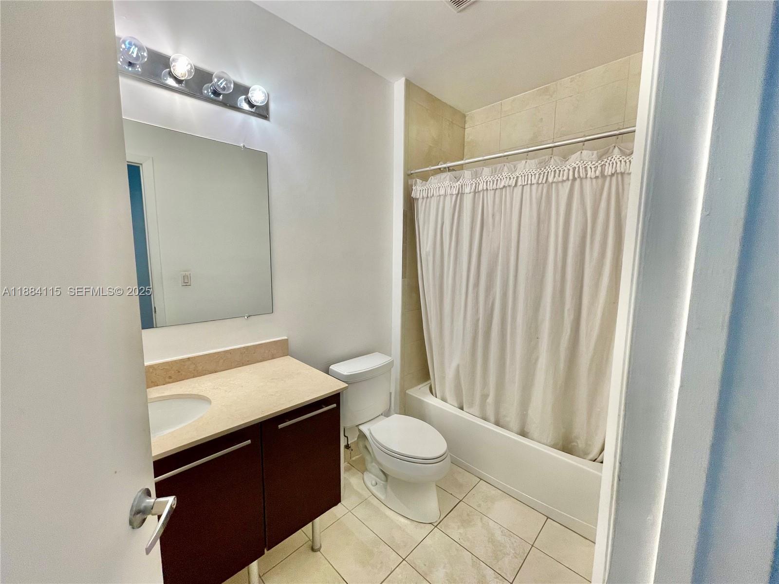 QUANTUM ON THE BAY - Residential Lease