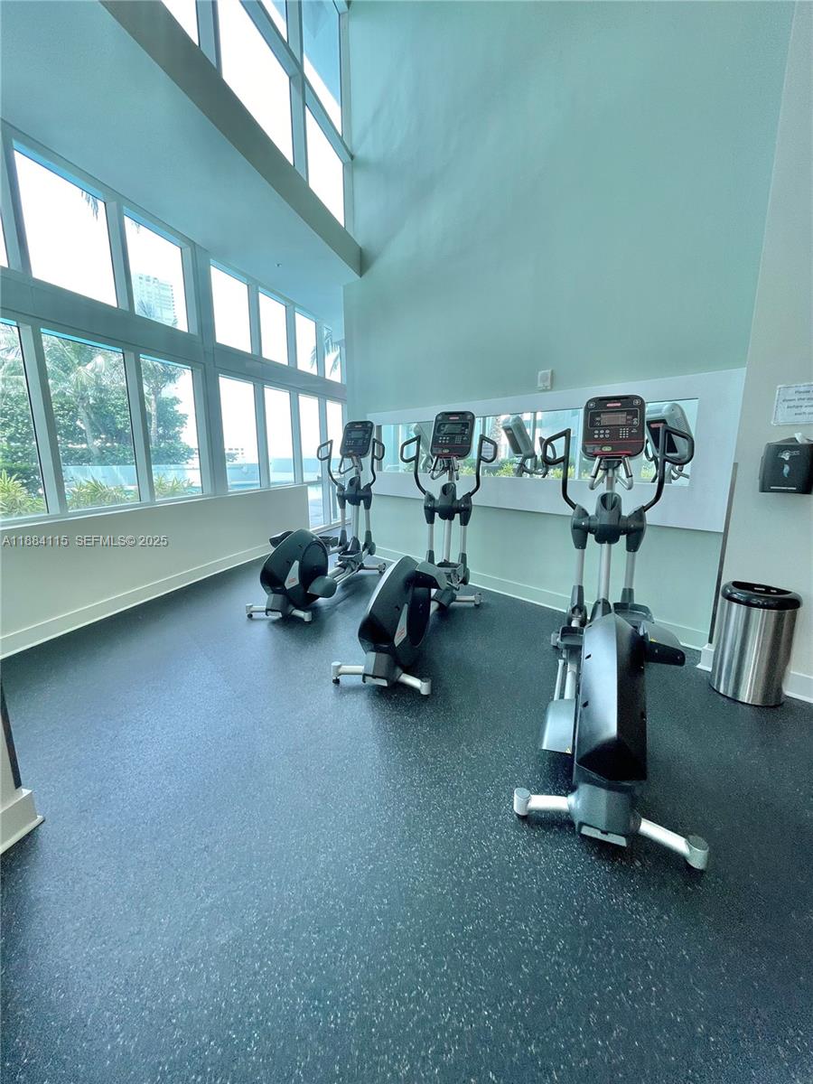 QUANTUM ON THE BAY - Residential Lease