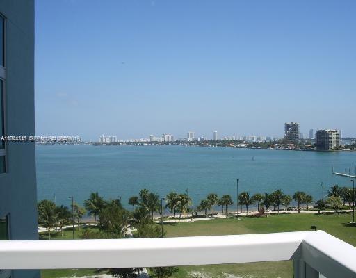 QUANTUM ON THE BAY - Residential Lease