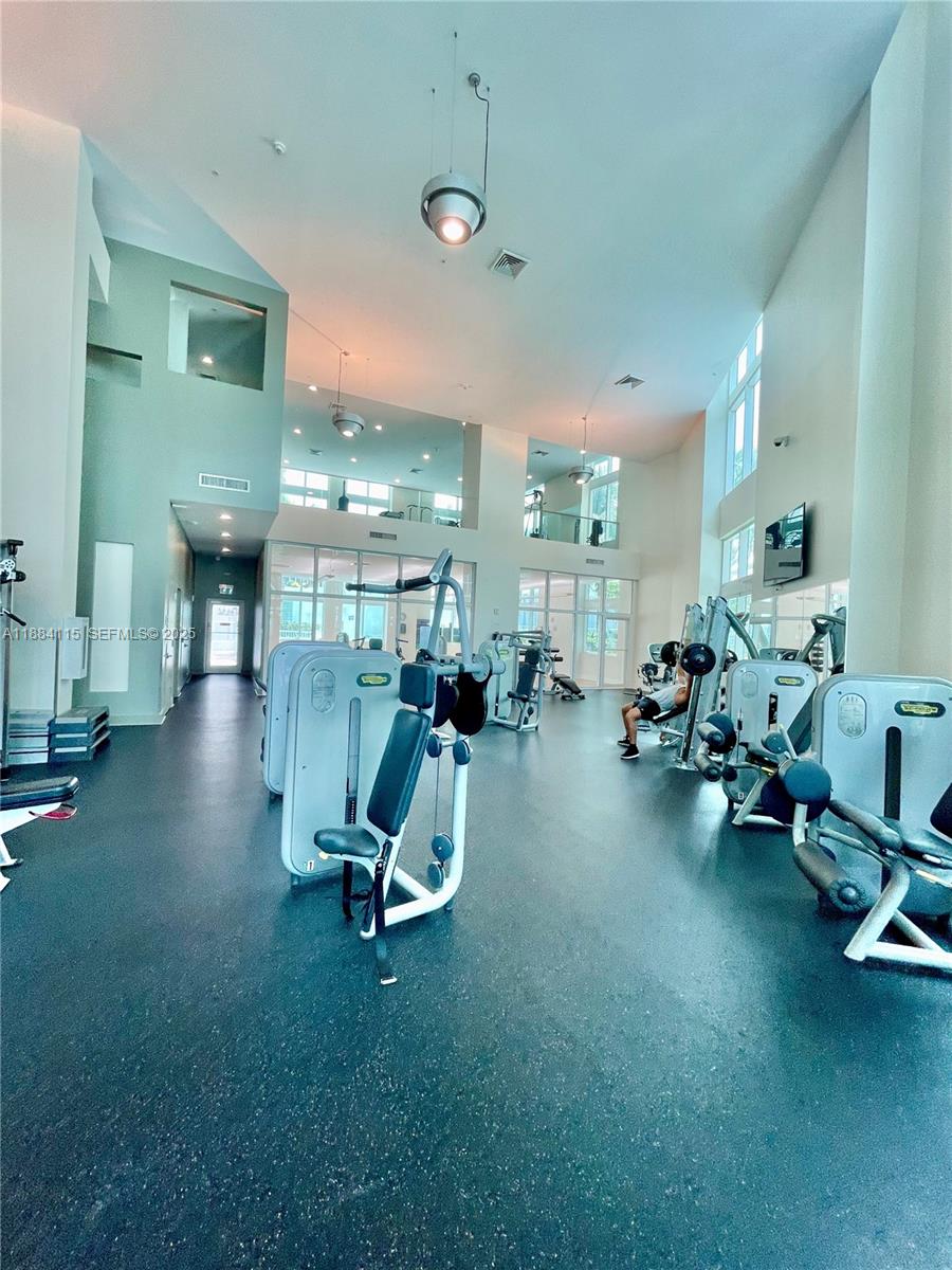 QUANTUM ON THE BAY - Residential Lease