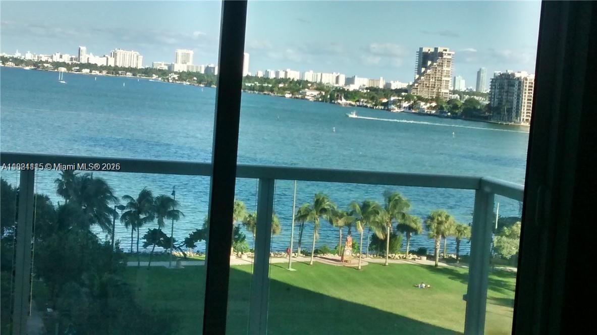 QUANTUM ON THE BAY - Residential Lease