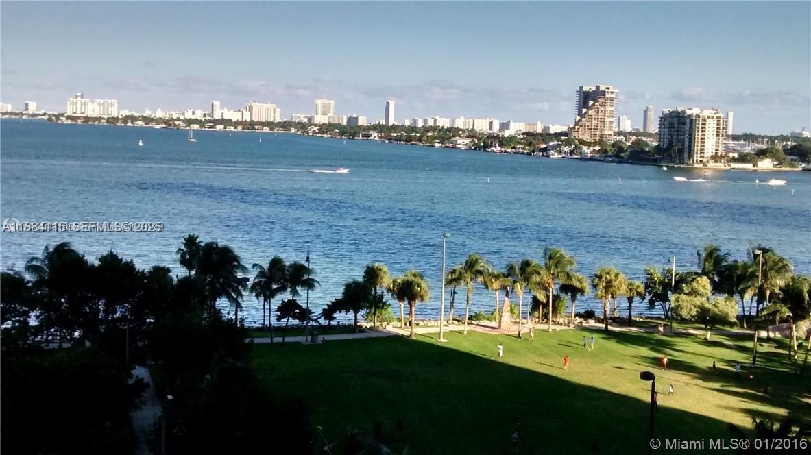 QUANTUM ON THE BAY - Residential Lease