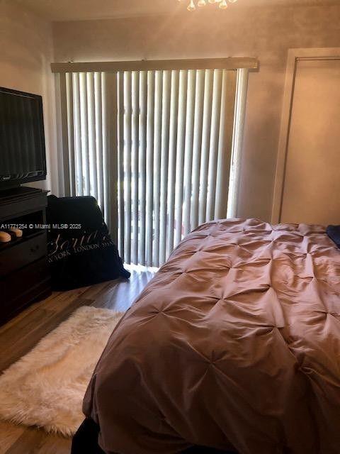 PALM LAKE CONDO - Residential