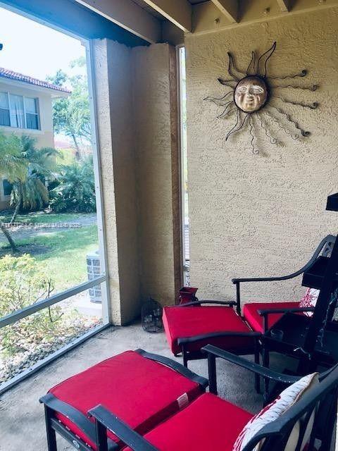 PALM LAKE CONDO - Residential