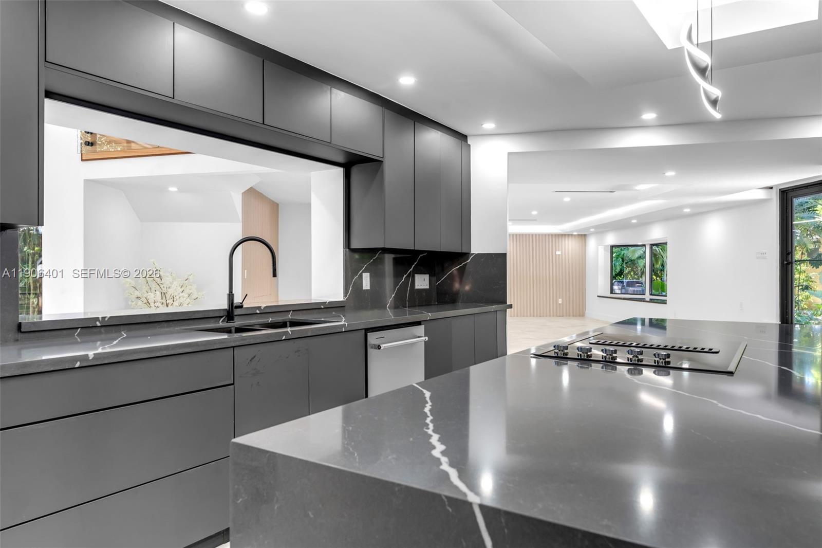 DEVONWOOD - Residential