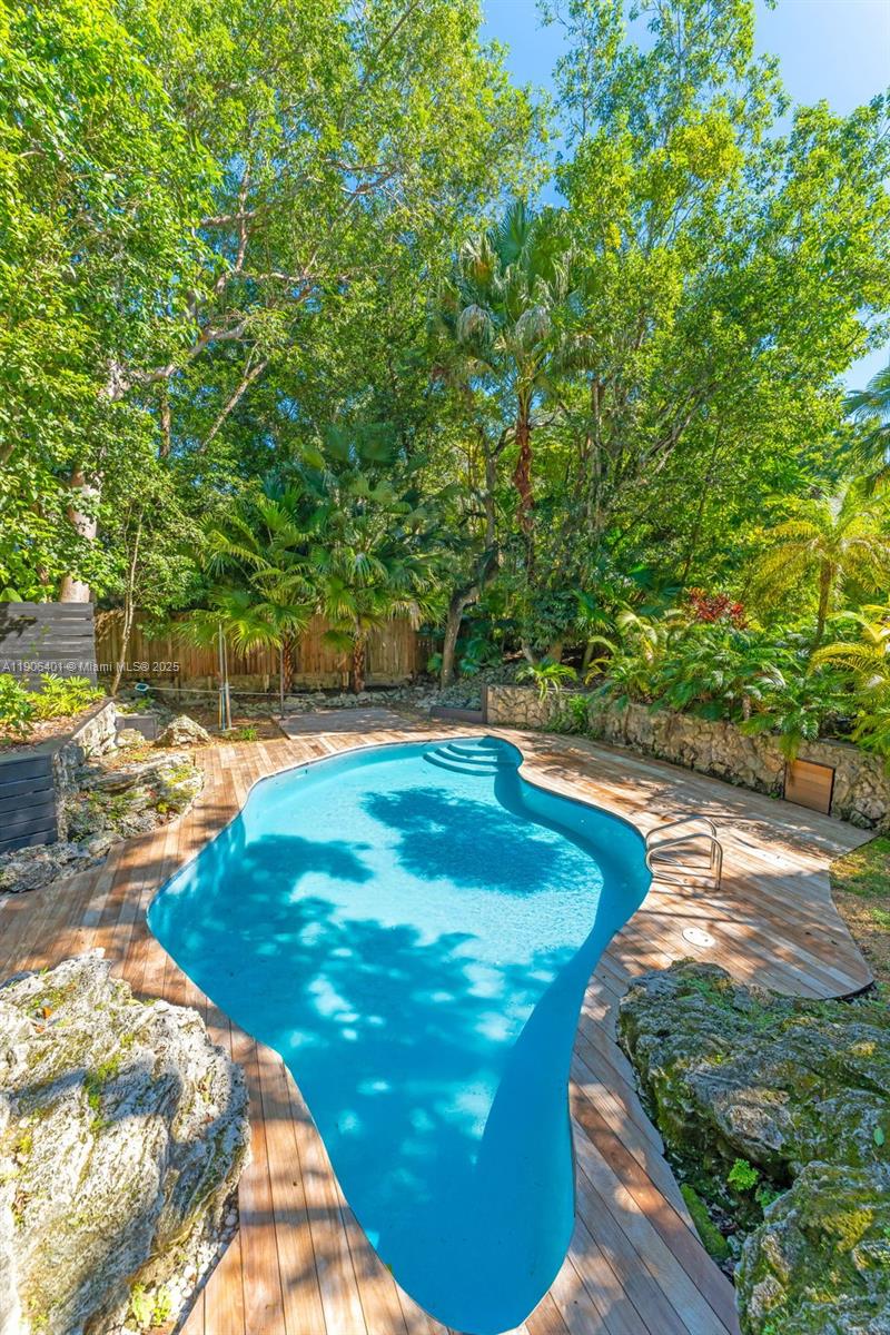 DEVONWOOD - Residential