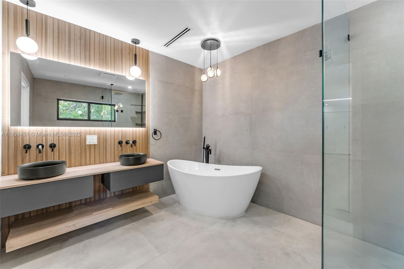 DEVONWOOD - Residential