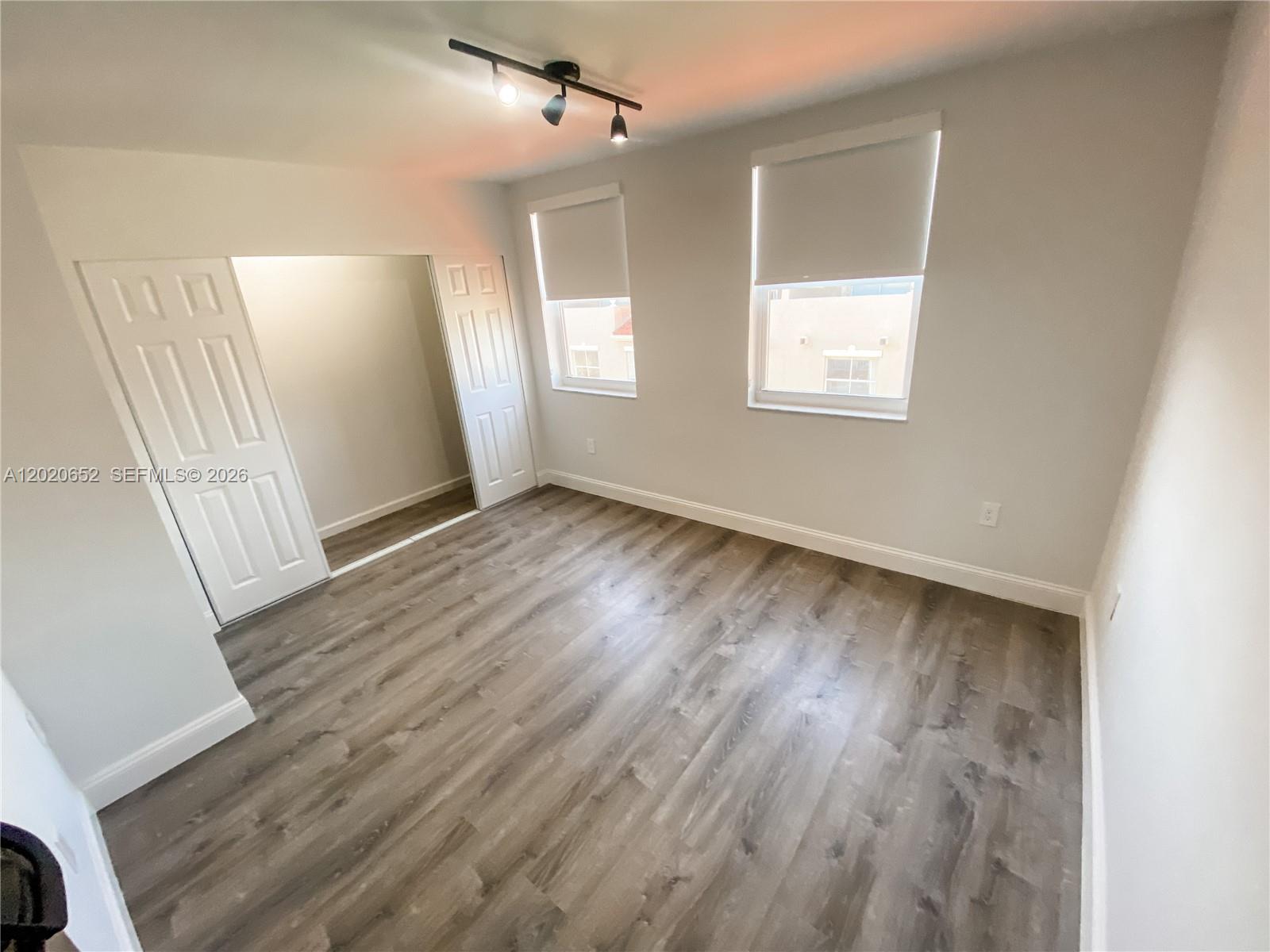 THE RIVIERA AT CORAL LAKE - Residential