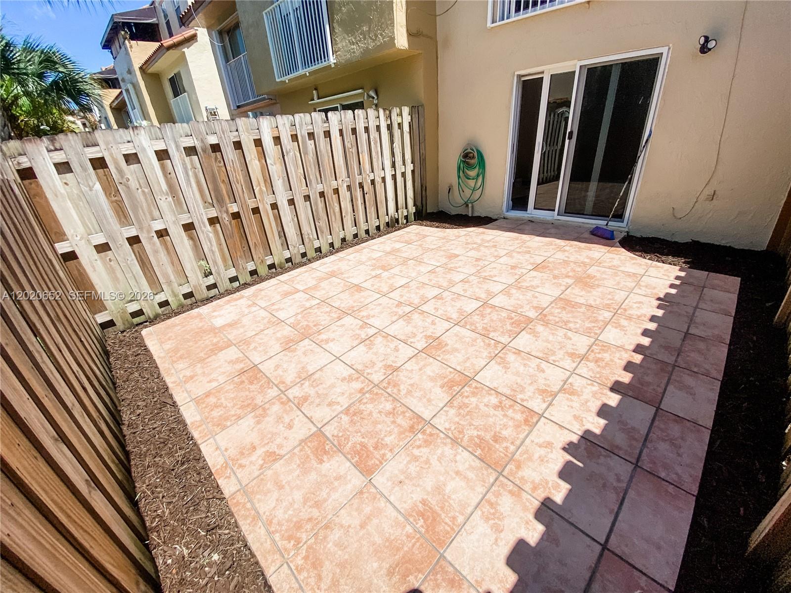 THE RIVIERA AT CORAL LAKE - Residential