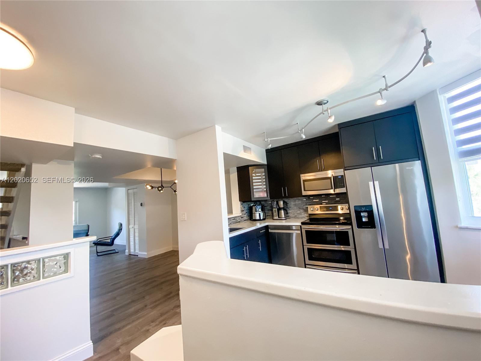 THE RIVIERA AT CORAL LAKE - Residential