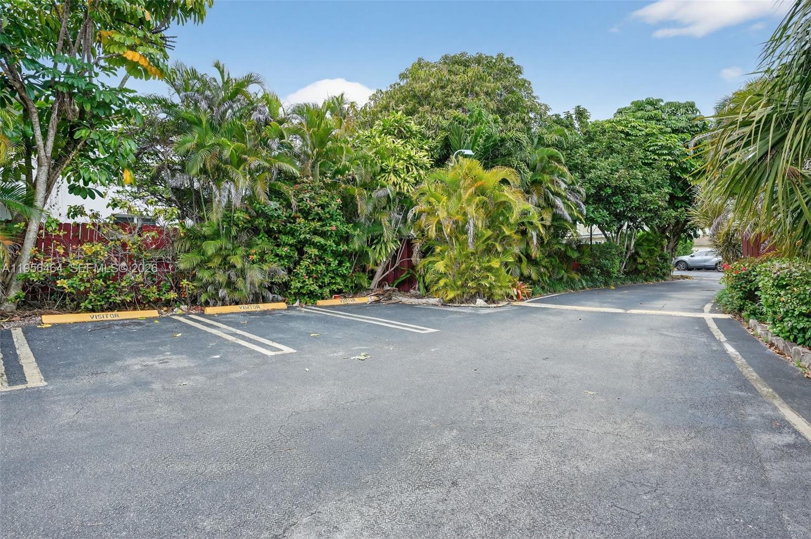 TWIN HOMES VILLAGE II CON - Residential