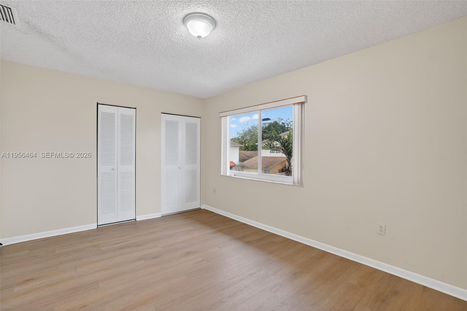 TWIN HOMES VILLAGE II CON - Residential