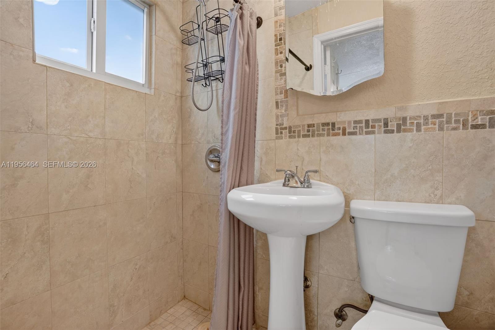 TWIN HOMES VILLAGE II CON - Residential