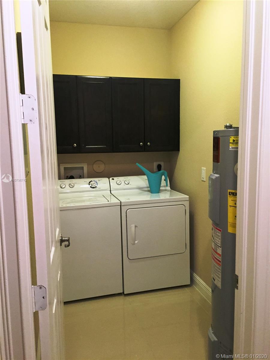 DORAL BREEZE - Residential Lease