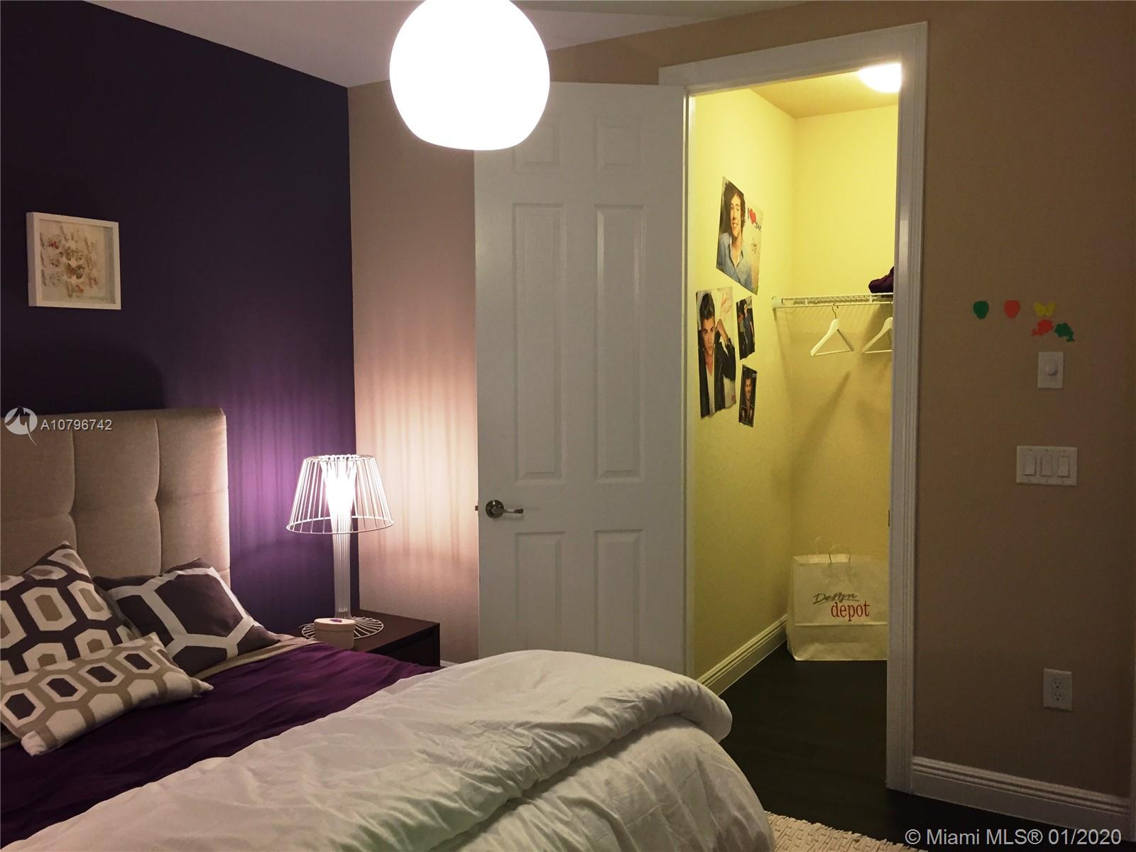 DORAL BREEZE - Residential Lease