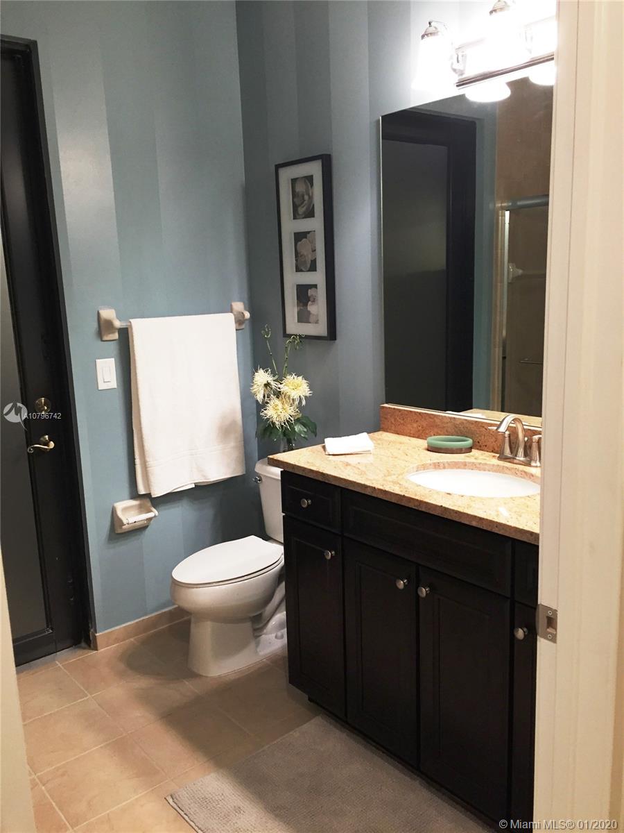 DORAL BREEZE - Residential Lease