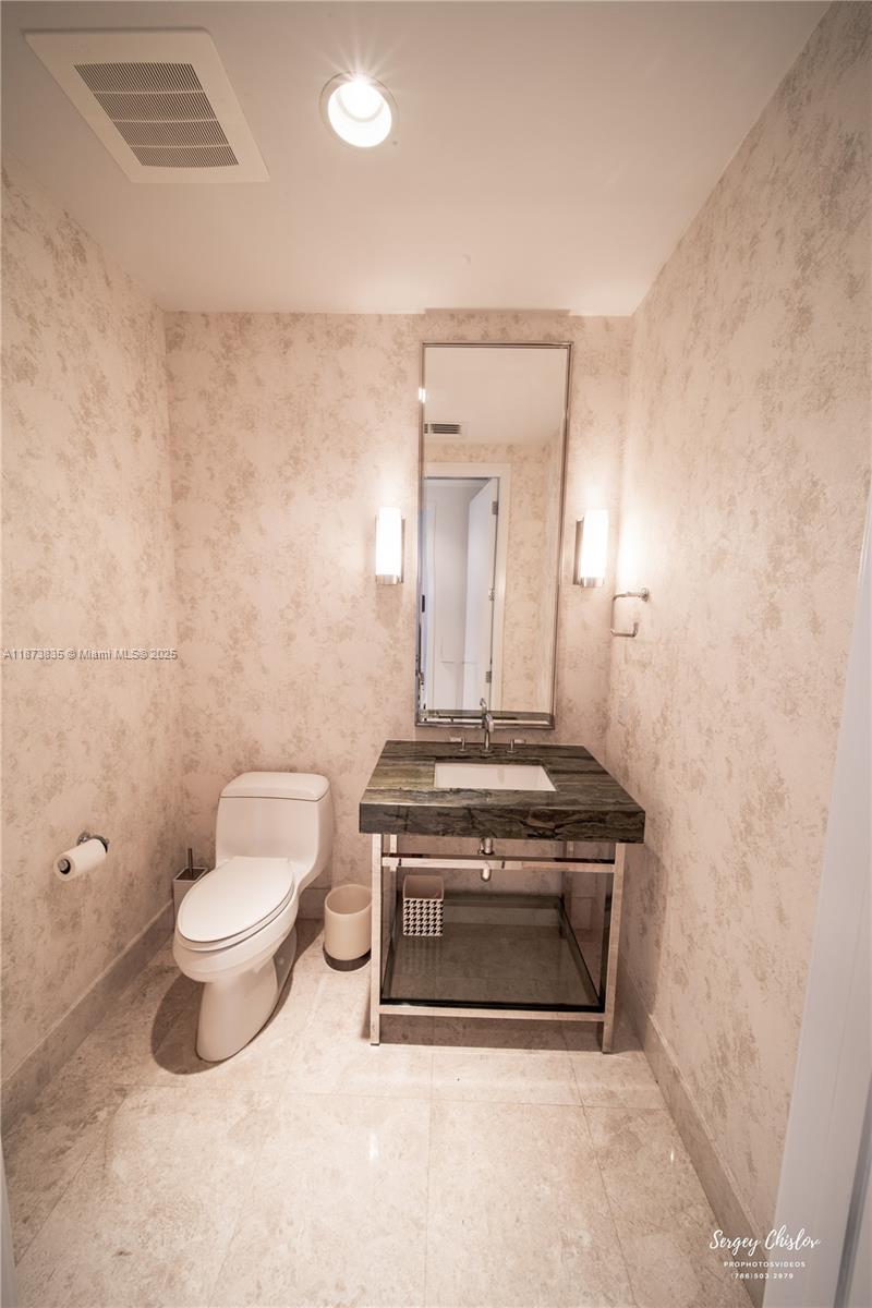 BAL HARBOUR NORTH SOUTH C - Residential