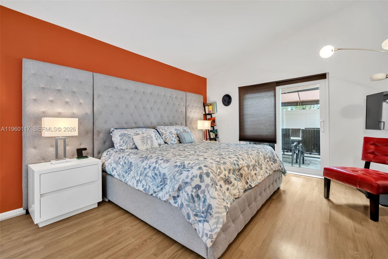 HILLSBORO COUNTRY CLUB - Residential