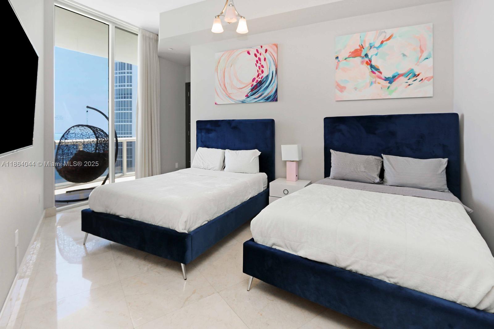 TDR TOWER II CONDO - Residential Lease