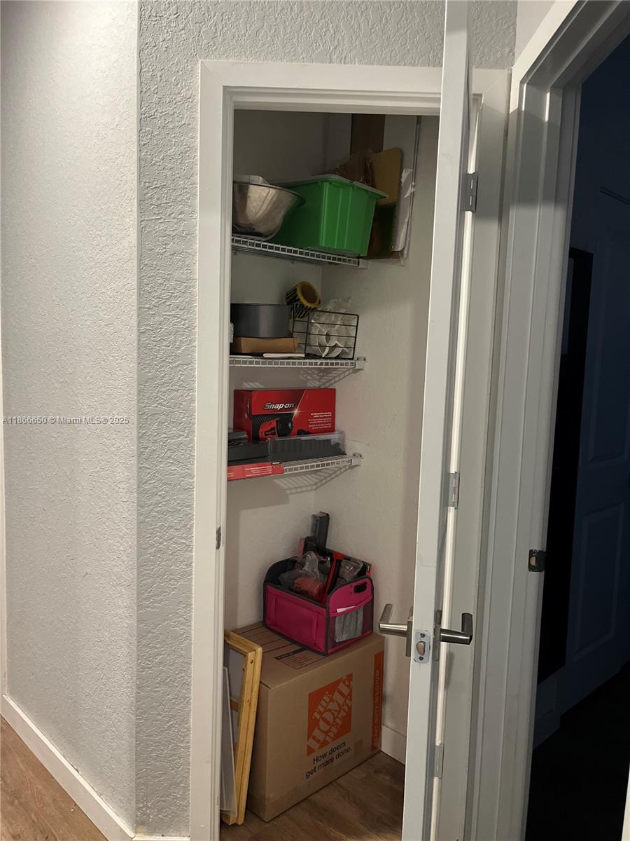 HAMILTON PLACE - Residential