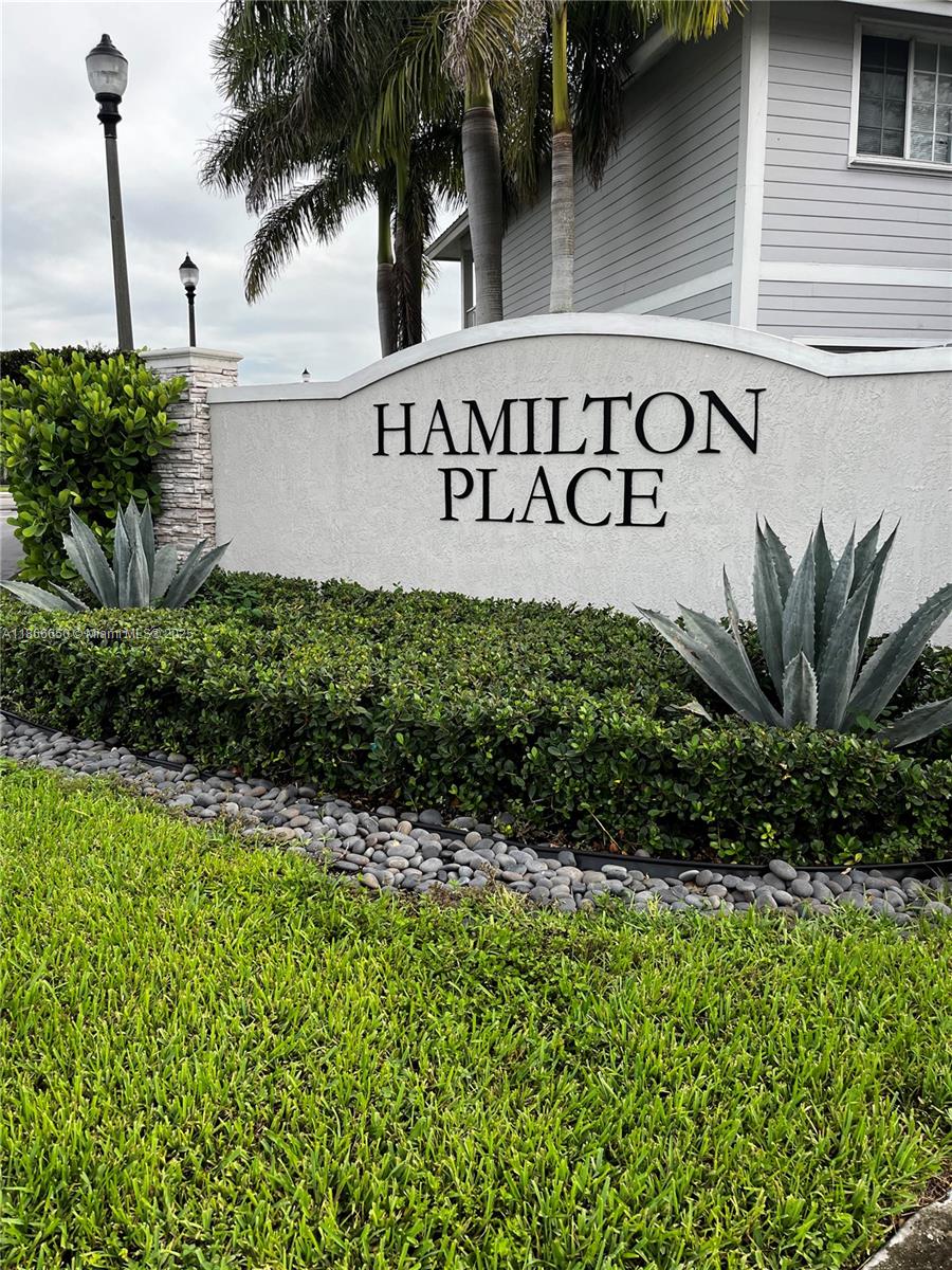 HAMILTON PLACE - Residential