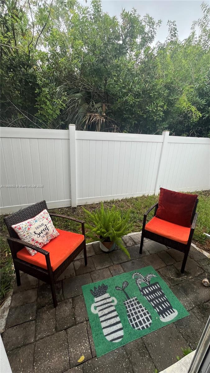 HAMILTON PLACE - Residential