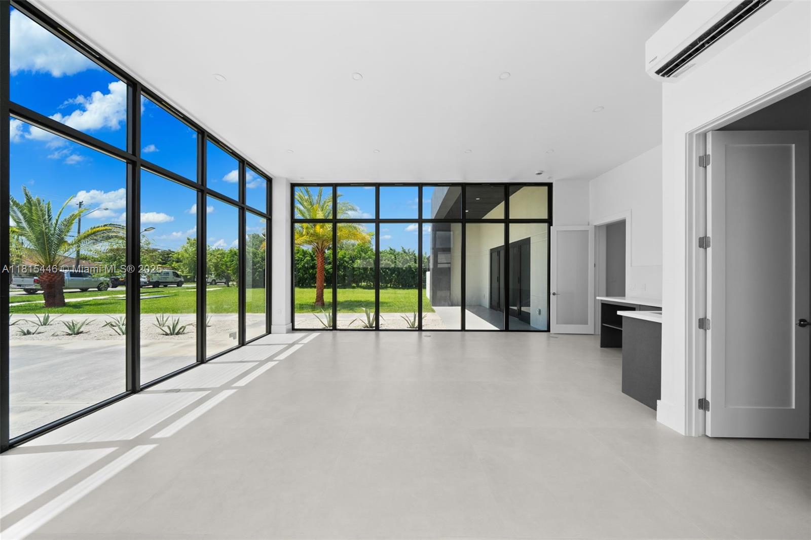 GIFFEN MANORS - Residential