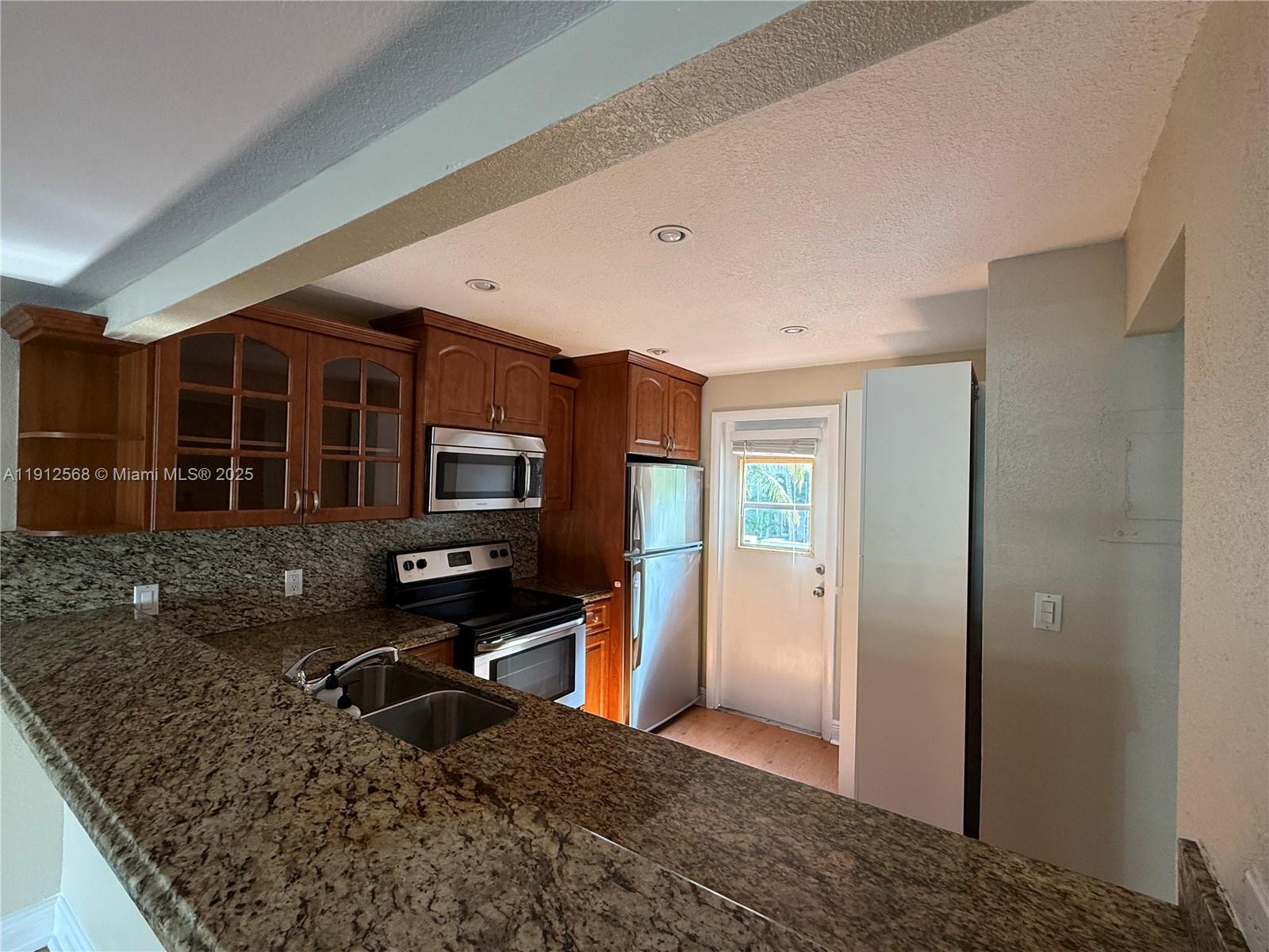 SANDPIPER CONDO - Residential Lease