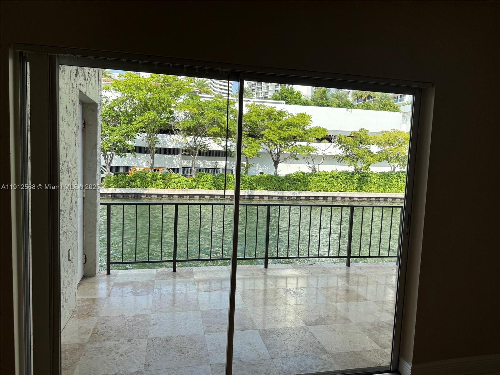 SANDPIPER CONDO - Residential Lease