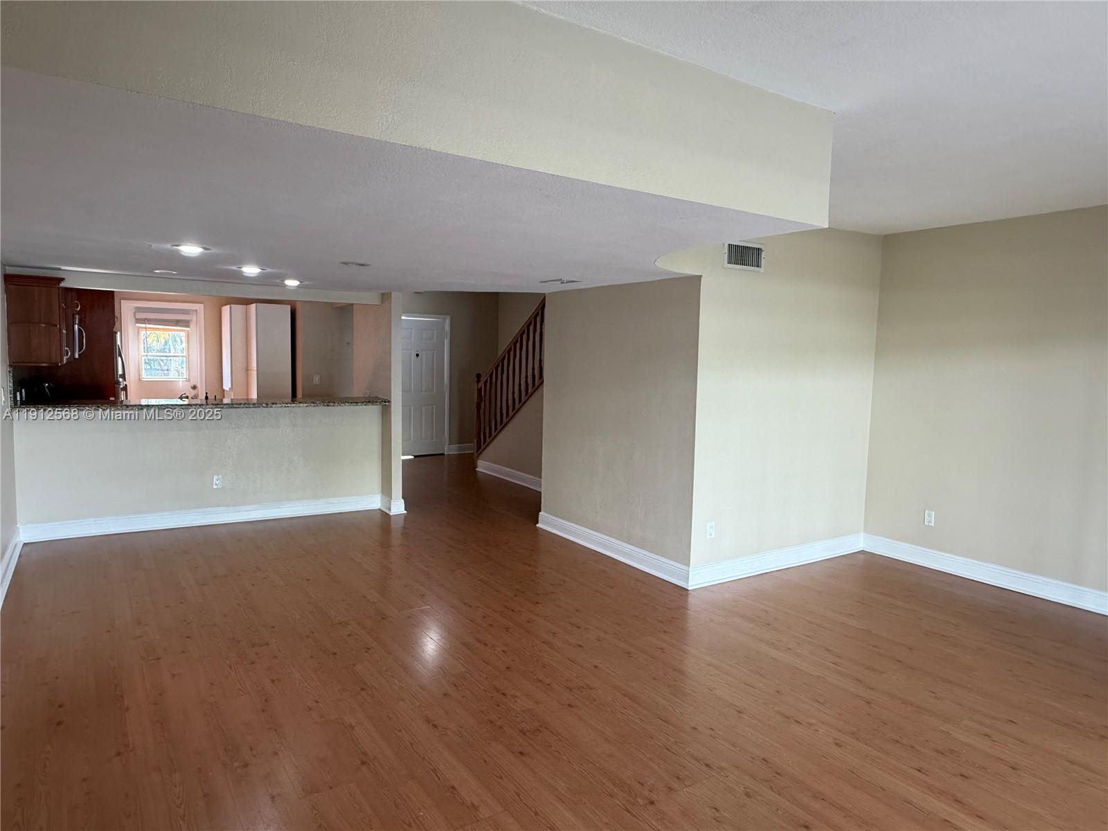 SANDPIPER CONDO - Residential Lease