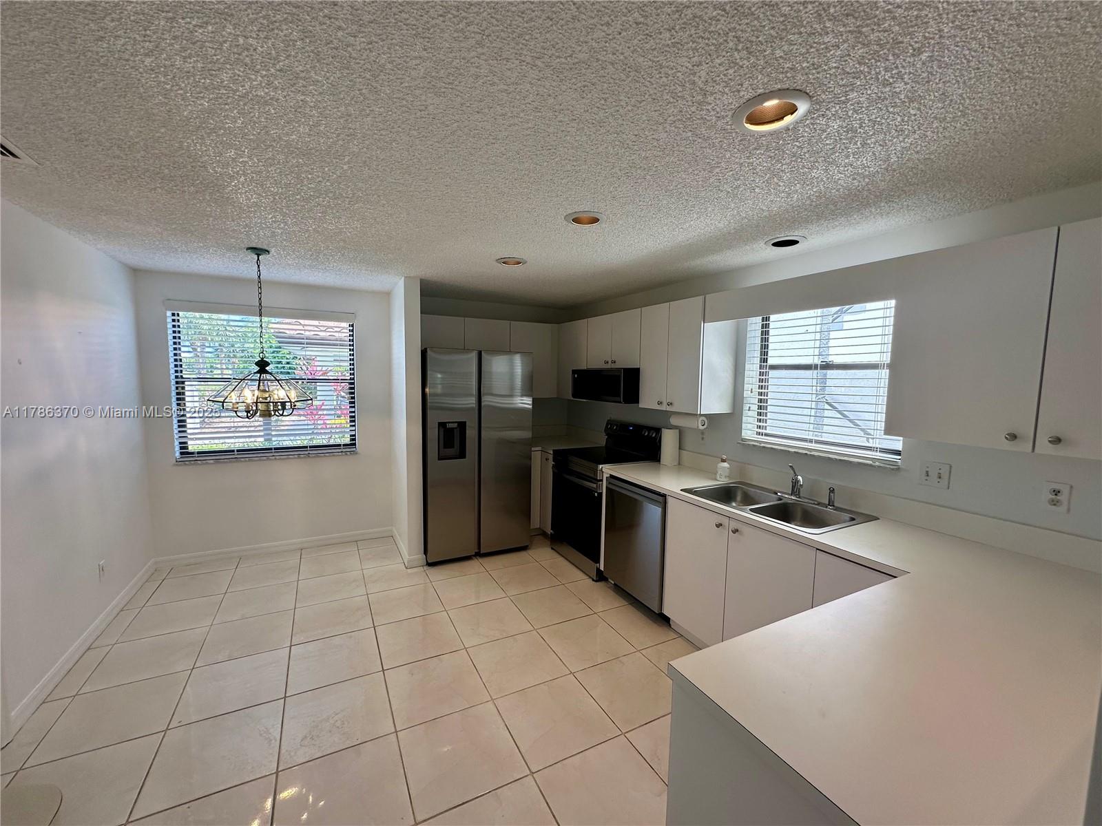 Property for Sale at 6081 Se Landing Way 8, Stuart, Martin County, Florida - Bedrooms: 3 
Bathrooms: 2  - $395,000