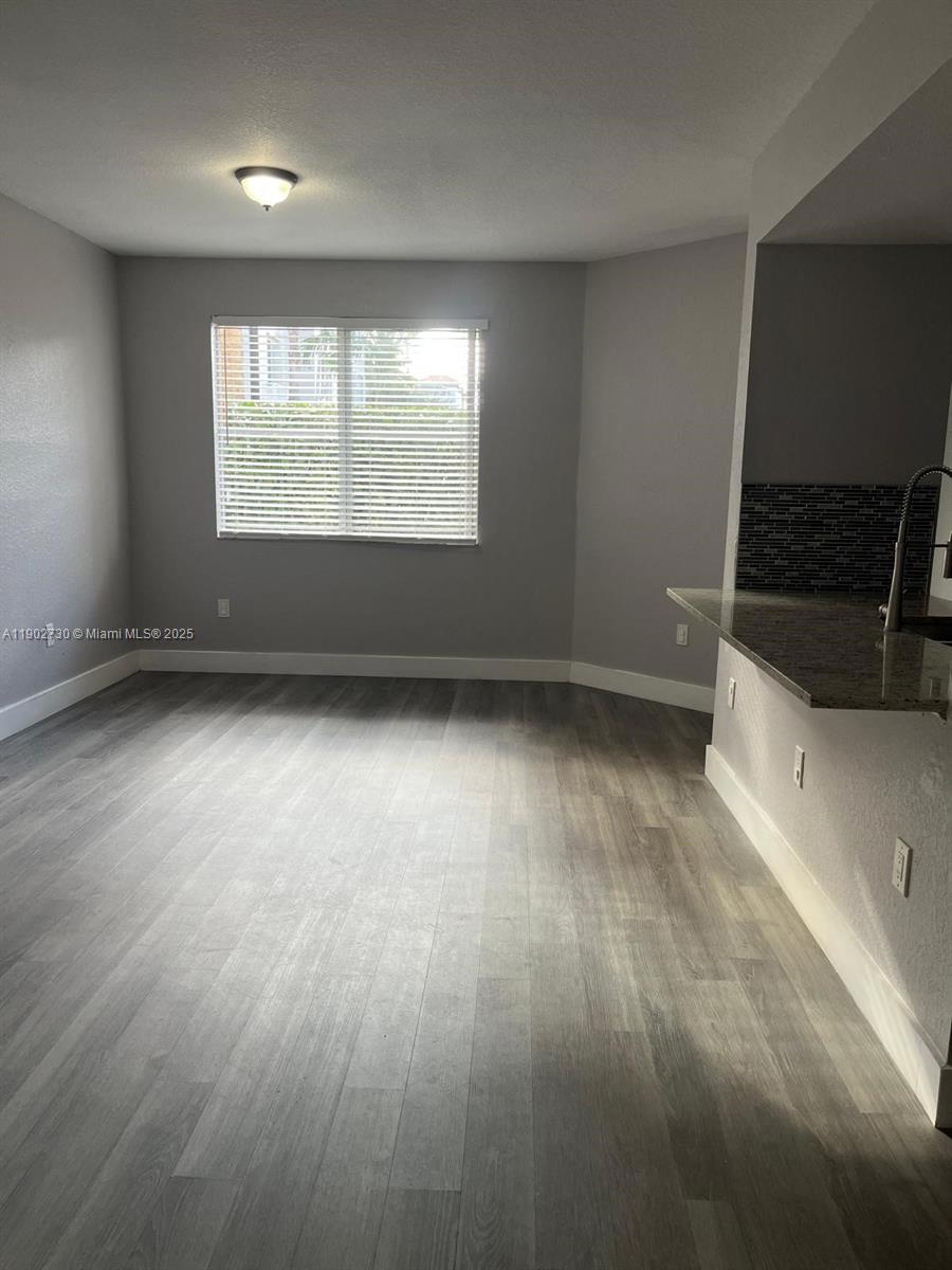 RESIDENCES AT LEGACY PLAC - Residential Lease