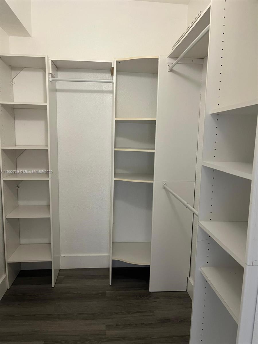 RESIDENCES AT LEGACY PLAC - Residential Lease