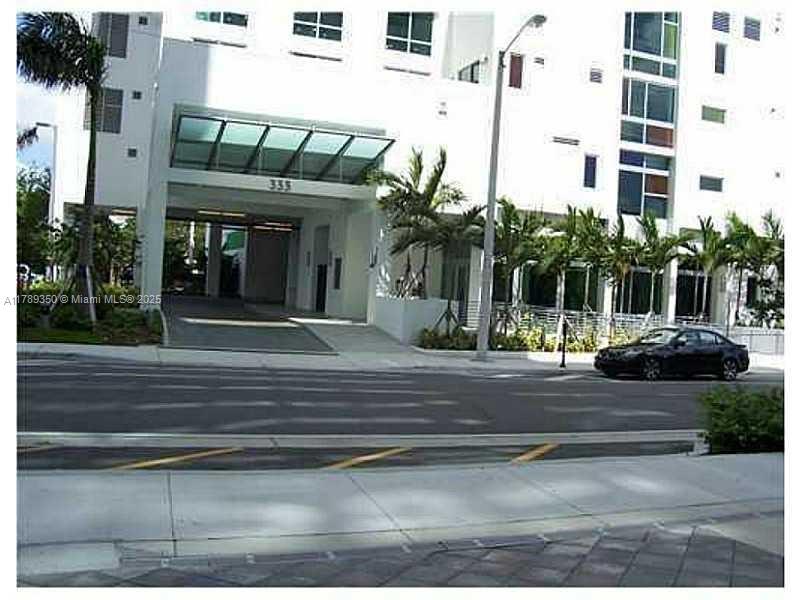 GALLERY ART CONDO - Residential Lease