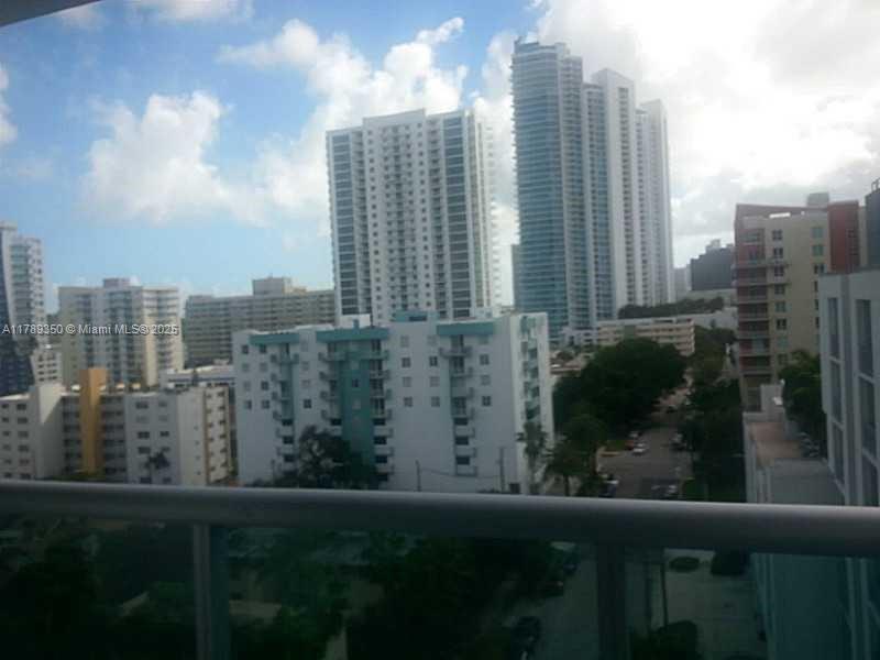 GALLERY ART CONDO - Residential Lease