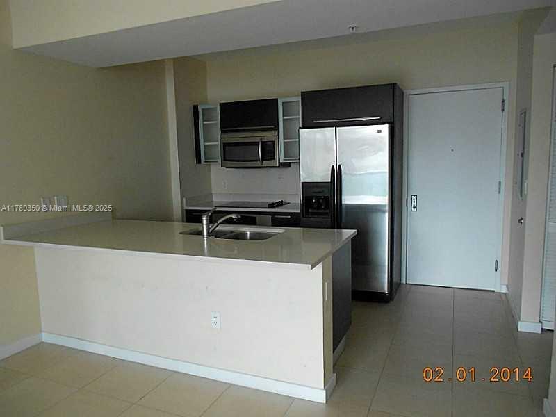 GALLERY ART CONDO - Residential Lease