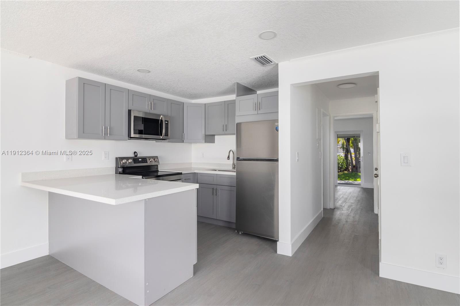 CORAL RIDGE ISLES - Residential Income