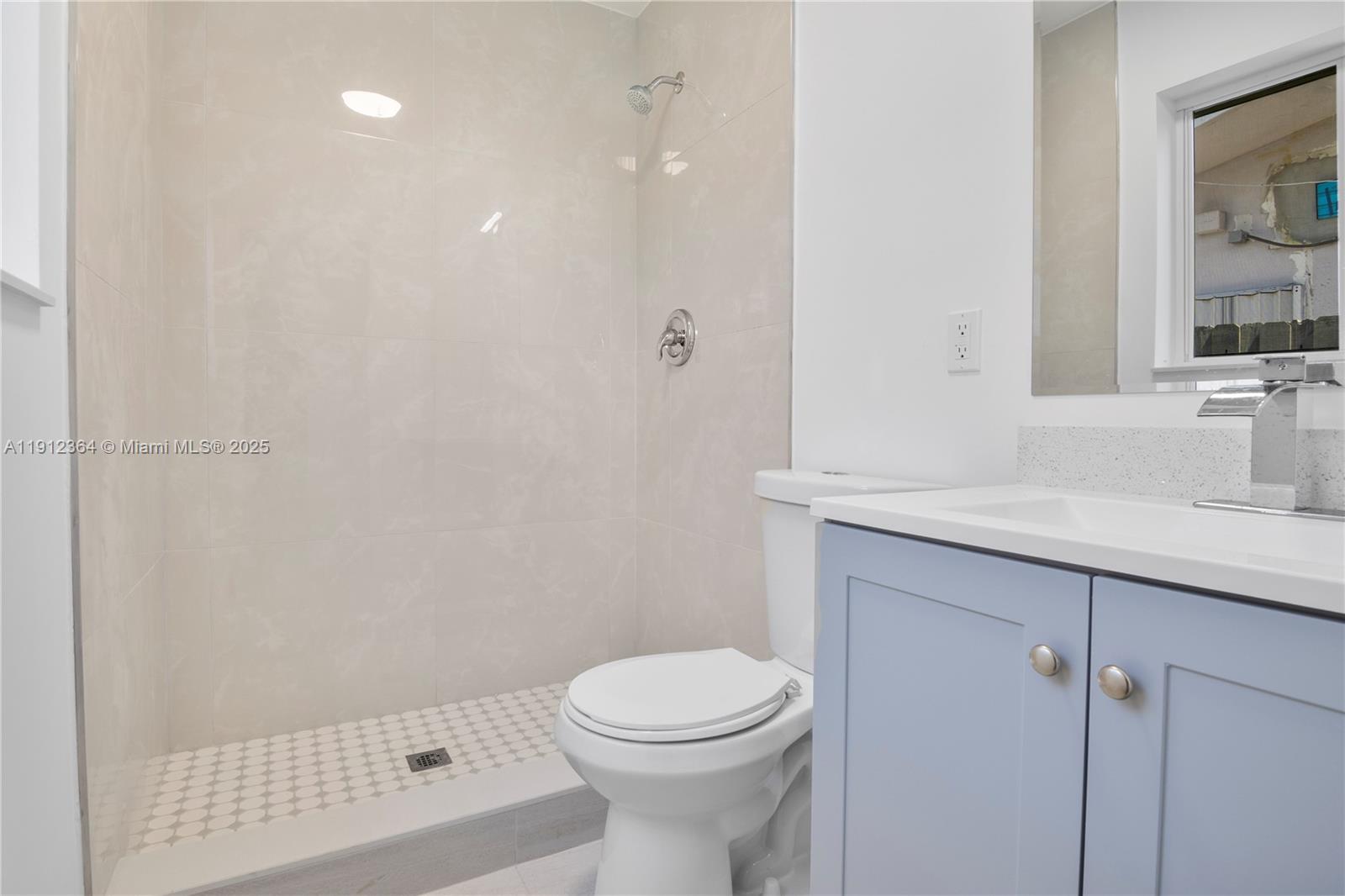 CORAL RIDGE ISLES - Residential Income